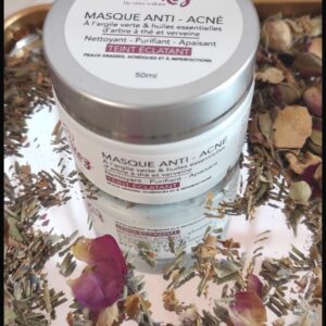 Masque Anti-Acné – Argile Verte & Huiles Essentielles